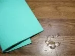 Wachsflecken entfernen 2: glatte Oberflächen