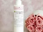 Rosenwasser gegen Pickel