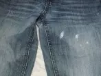 Farbspritzer auf Jeans