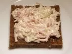 Fleischsalat als Brotaufstrich (mit Mayonnaise)