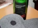 Rotweinflecken aus Textilien entfernen