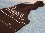 Getrocknete Deoflecken entfernen