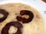 Apfelsuppe mit Meerrettich