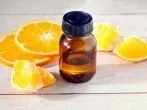 Orangenöl gegen Warzen an den Händen