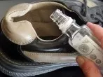 Melissengeist weitet enge Schuhe