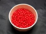 Fruchtsäurepeeling selbstgemacht mit roten Johannisbeeren