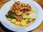 Rinderfilet mit Steinpilzgnocchi und Safran-Fenchel