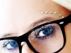 Klare Sicht durch die Brille mit Waschmittel