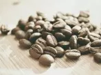 Kaffeebohnen gegen muffigen Trockner-Geruch
