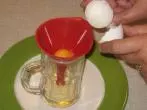 Trichter vielseitig verwendbar: zum Eier trennen & ein Zaubertrick