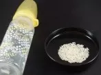 Milchfläschchen/Babyfläschchen mit Reis reinigen