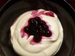 "Sahnejoghurt" mit wenigen Kalorien, aber viel Geschmack