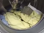 Gegen stinkende Wäsche nach dem Waschen