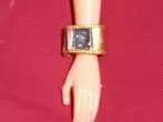 Armband für die Barbie aus einem Tütenverschluss hergestellt