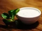 Erfrischender Kräuterdip