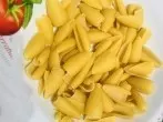 Teigwaren mit wenig Wasser kochen: besserer Geschmack
