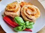 Strudelteig mit der Nudelmaschine ausrollen