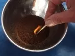 Kaffeepulver gegen Stechmücken