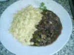 "Ragout de boef hache au vin rouge" - was für ein Titel...