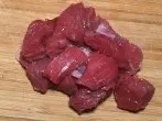 Bei Chili con Carne statt Hack das Fleisch fein schneiden