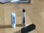 So setzt Lippenstift sich nicht in Fältchen um die Lippen herum ab