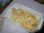 Tortilla-Chips mit Käse überbacken