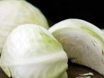 <strong>Kraut</strong> gleichm&auml;&szlig;ig sehr d&uuml;nn schneiden