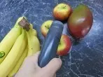 Obstfliegen entfernen: einfach einsaugen