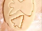 Förmchen beim Plätzchenbacken am "Kleben" hindern