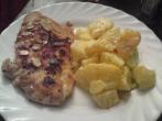 Mandelschnitzel mit indischem <strong>Kartoffelsalat</strong>
