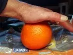 Apfelsine und Mandarine leichter schälen