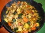 Gem&uuml;sepfanne mit <strong>H&uuml;hnerbrustfilet</strong>
