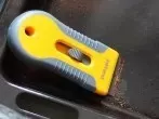 Backofen und Backbleche aus Emaille reinigen