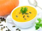 K&uuml;rbissuppe im K&uuml;rbis