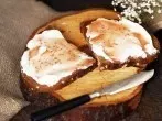 Frischkäse statt Butter zum Frühstück