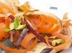 Vogelfutter: Obst- und Gem&uuml;seschalen