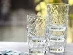 Milchige Gläser: Kalkablagerungen entfernen