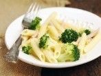 Penne mit <strong>Brokkoli</strong> in Sahnesauce