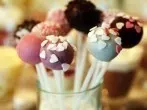 Ränder von Cake Pops entfernen