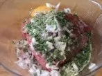 Würzen von Frikadellen oder Hackbraten