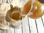 Flüssigkeiten oder Soßen abseihen