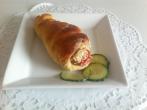 Br&ouml;tchenrolle mit Thunfischsalat <strong>gef&uuml;llt</strong>