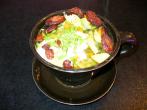 <strong>Kartoffelsuppe</strong> mit Gem&uuml;se und Knoblauchwurst