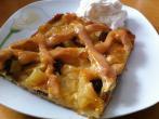 <strong>Apfelkuchen</strong> mit Gitter vom <strong>Blech</strong>