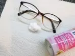 Brille reinigen, mit Rasiergel/-schaum