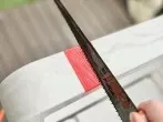 Plastik mit Stichsäge schneiden