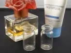 Parfum/Creme auf Reisen in kleine Fläschchen umfüllen