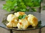 Pikanter Blumenkohl mit Tomatenreis