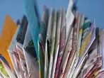 Upcycling: Notizhalter aus Katalog oder kleiner Kladde
