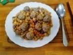 <strong>Bohnensuppe</strong> mit frischen Hackfleischb&auml;llchen